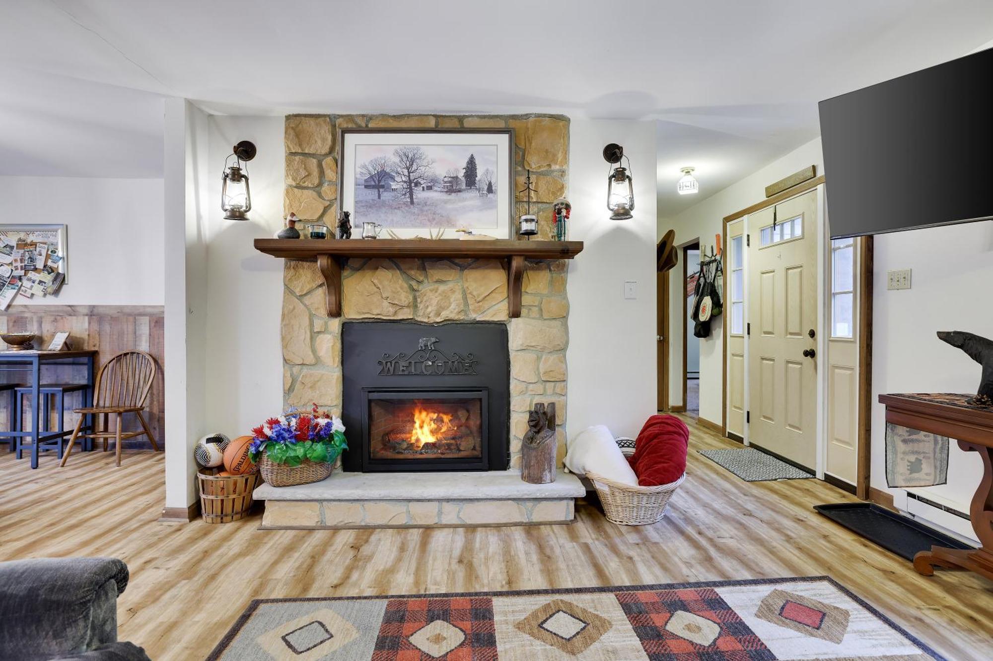 Serenity And Fun All In One In This Cozy Pocono Cabin Jim Thorpe Dış mekan fotoğraf